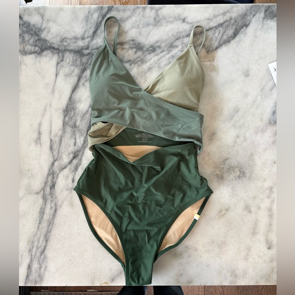 Summersalt The Sea Breeze Cutout One-Piece Swimsuit Sz 2 or XS - Picture 5 of 8